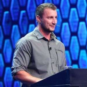 Marian Godină depune plângere penală împotriva deputatului AUR Dan Tanasă pentru incitare la discriminare